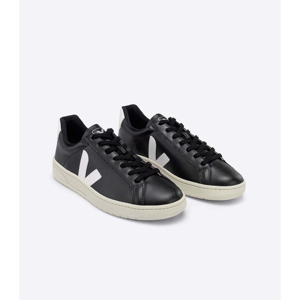 Veja URCA CWL Women's Sneakers Black/White | NZ 627PJJ